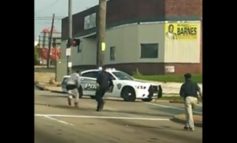 Ohio man TASERs cop, steals patrol car