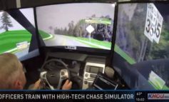 Officers use high-tech chase simulators to train